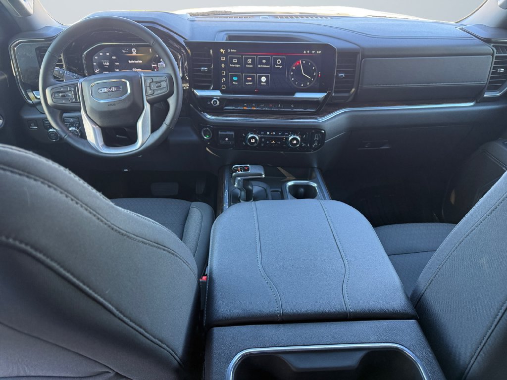 Used 2024 GMC Sierra 1500 Elevation w/ X31 Off-Road Package AWD/4WD image 10