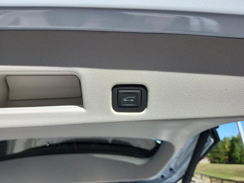 Used 2026 Buick Enclave Avenir w/ Super Cruise Package AWD/4WD image 10