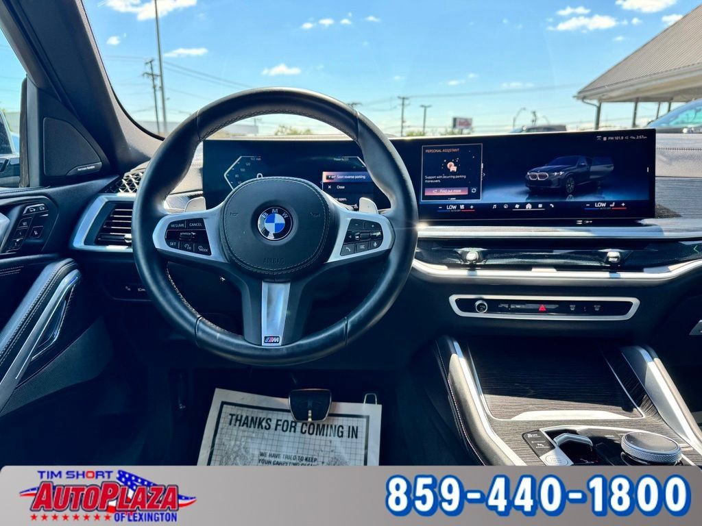 Used 2025 BMW X6 xDrive40i AWD/4WD image 33