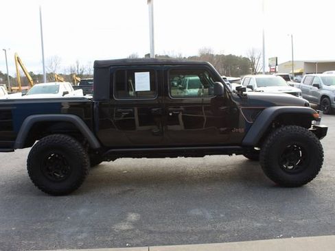 Used 2023 Jeep Gladiator Mojave w/ Trailer Tow Package image 45