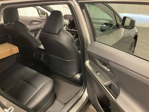 New 2026 Subaru Solterra image 25