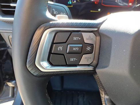 Used 2025 Ford Mustang GT Premium image 19