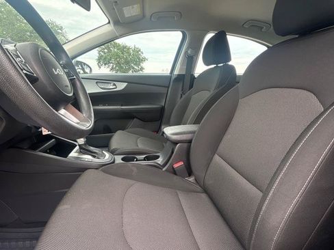 Used 2023 Kia Forte LXS FWD image 10
