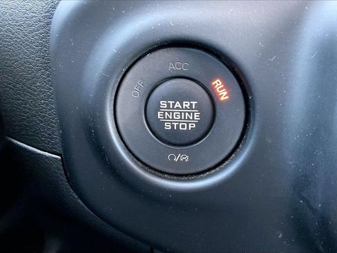 Used 2023 Jeep Gladiator Overland AWD/4WD image 28