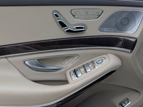 Used 2018 Mercedes-Benz S 450 Sedan image 16