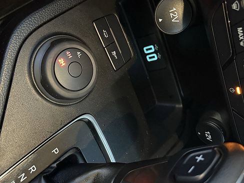 Used 2022 Ford Ranger XLT w/ Equipment Group 301A Mid image 16