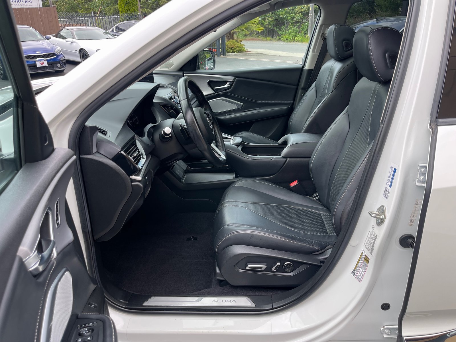 Used 2019 Acura RDX w/ Technology Package AWD/4WD image 10