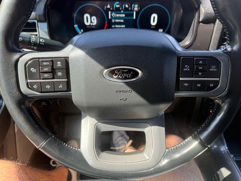 Used 2022 Ford F150 Lariat w/ Equipment Group 502A High AWD/4WD image 18