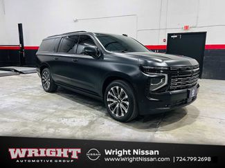 Used 2025 Chevrolet Suburban High Country video 1