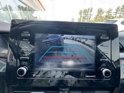 Used 2023 Toyota Camry SE image 19