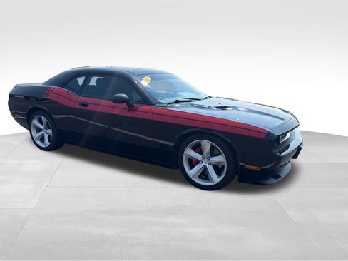 Used 2010 Dodge Challenger SRT8 w/ SRT Option Group II RWD image 8