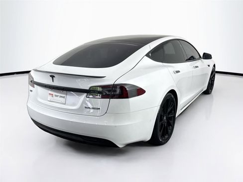 Used 2019 Tesla Model S Performance AWD/4WD image 2