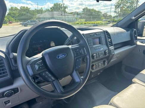 Used 2019 Ford F150 XL w/ Equipment Group 101A Mid AWD/4WD image 10