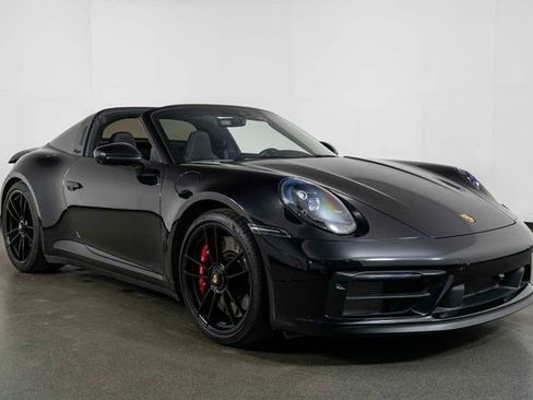 Used 2024 Porsche 911 Targa 4 GTS w/ Premium Package image 2