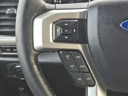 Used 2020 Ford F150 Lariat w/ Equipment Group 502A Luxury image 9