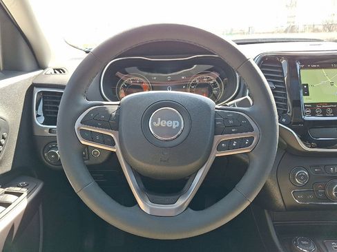 Certified 2022 Jeep Cherokee Limited w/ Elite Package image 16