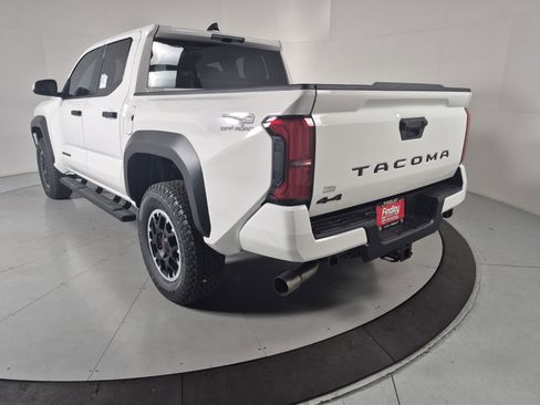 New 2026 Toyota Tacoma TRD Off-Road AWD/4WD image 3