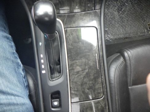 Used 2014 Buick LaCrosse Premium w/ Driver Confidence Package image 26