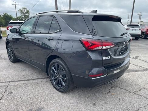 Used 2022 Chevrolet Equinox RS w/ RS Leather Package image 8