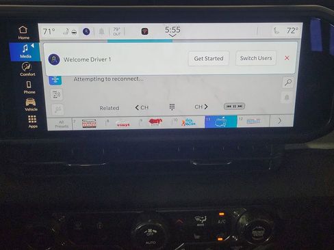 Used 2025 Jeep Gladiator Willys image 23