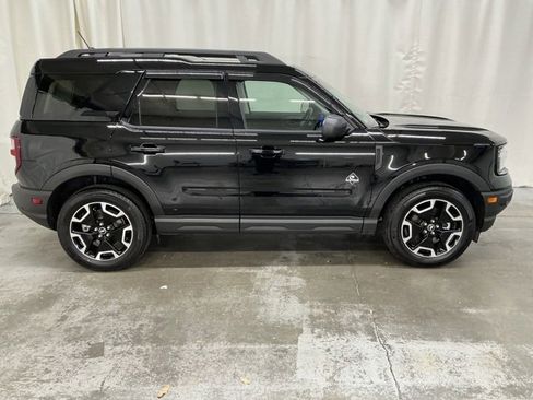 Used 2023 Ford Bronco Sport Outer Banks w/ Tech Package image 2