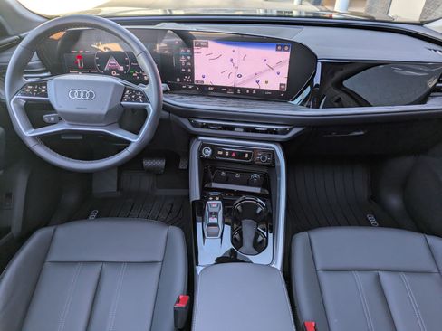 Certified 2025 Audi Q5 Premium Plus w/ Premium Plus image 23