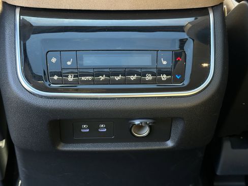 Used 2025 INFINITI QX80 Luxe w/ Cargo Package image 22