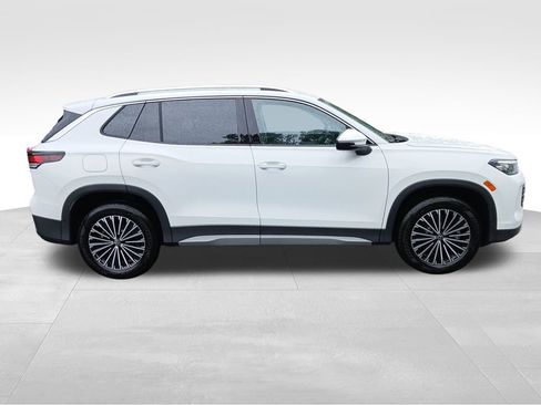 New 2025 Volkswagen Tiguan S image 6