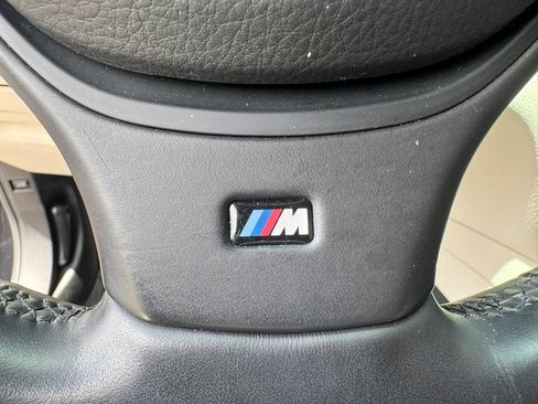 Used 2015 BMW 750i RWD image 27