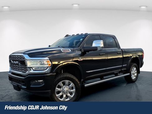 Used 2024 RAM 2500 Limited AWD/4WD image 1