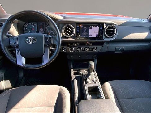 Used 2016 Toyota Tacoma TRD Off-Road w/ Towing Package AWD/4WD image 16