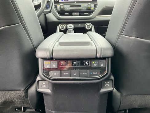 Used 2024 Toyota Grand Highlander Platinum image 26