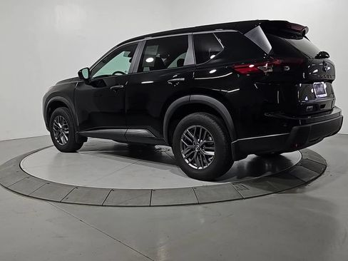 Certified 2025 Nissan Rogue S AWD/4WD image 3