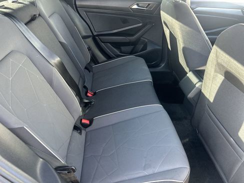 Used 2025 Volkswagen Jetta Sport FWD image 10