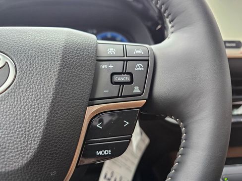 New 2026 Toyota Crown Signia image 15