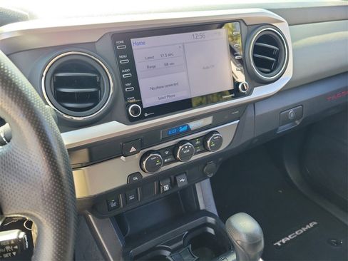 Used 2022 Toyota Tacoma SR5 w/ Technology Package image 23