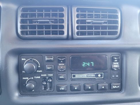 Used 1998 Dodge Ram 2500 Truck 4x4 Quad Cab image 17