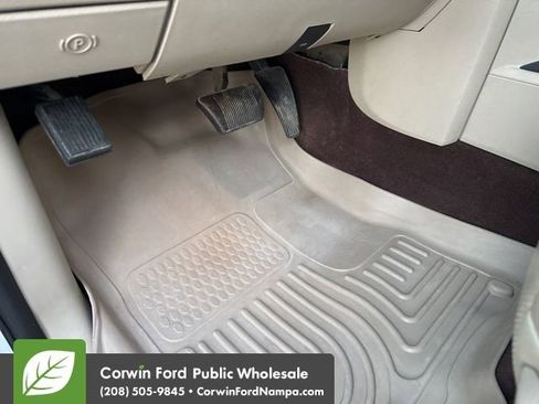 Used 2015 RAM 1500 Laramie w/ Convenience Group image 30