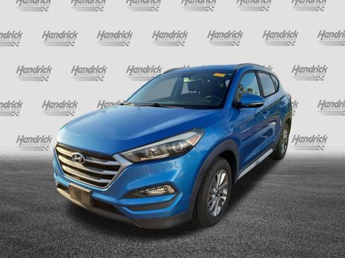 Used 2017 Hyundai Tucson SE Plus AWD/4WD image 4