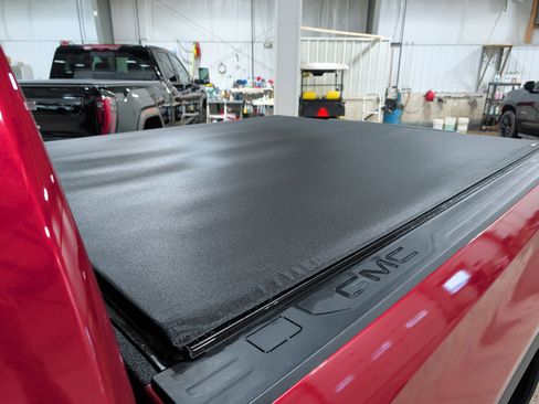 Used 2020 GMC Sierra 1500 AT4 w/ AT4 Premium Package image 7