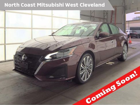 Used 2023 Nissan Altima 2.5 SL AWD/4WD image 1