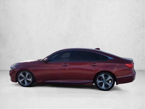 Used 2018 Honda Accord Touring image 8