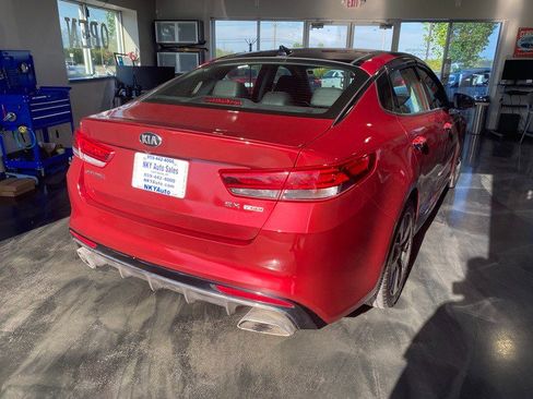 Used 2018 Kia Optima SX FWD image 8