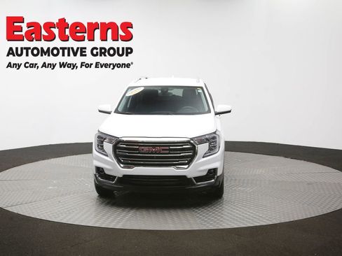 Used 2024 GMC Terrain SLT image 54