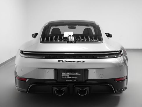 Certified 2025 Porsche 911 Carrera GTS RWD image 11