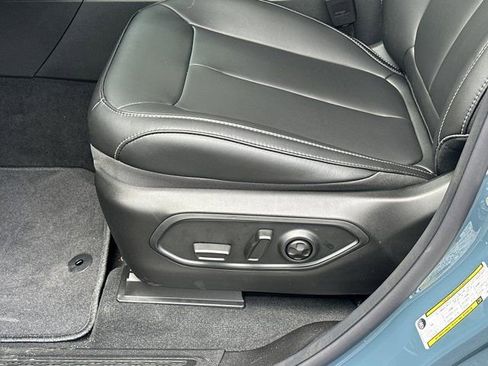 New 2026 Jeep Grand Cherokee L Limited RWD image 9