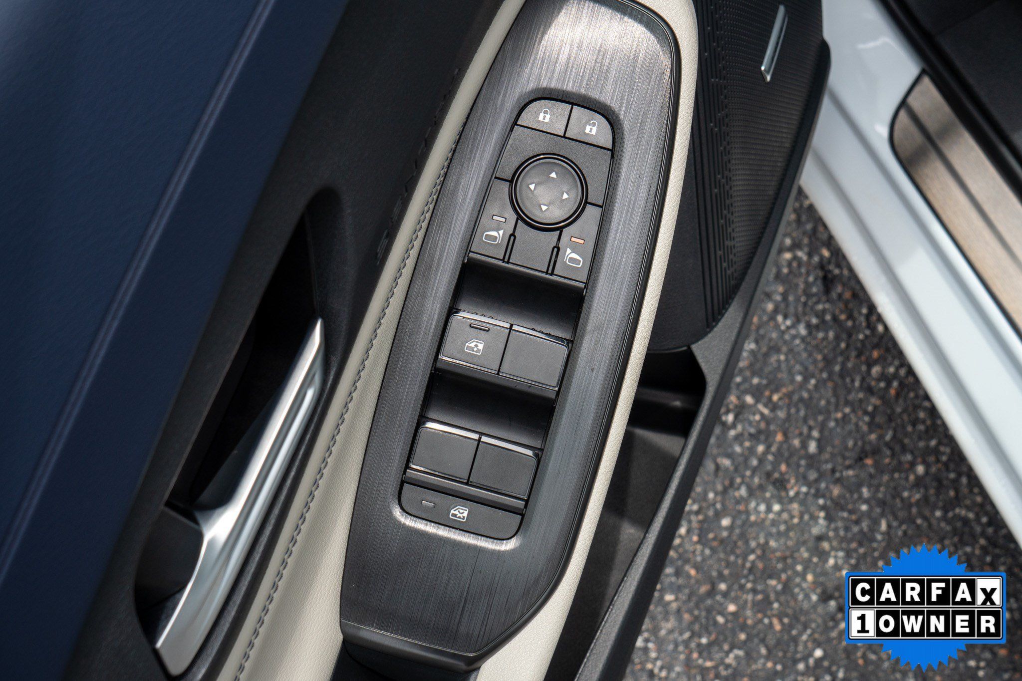 Used 2026 Nissan Sentra SL w/ Floor Mat Package FWD image 13