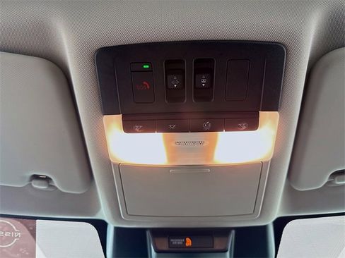 Certified 2021 Nissan Rogue SL image 18