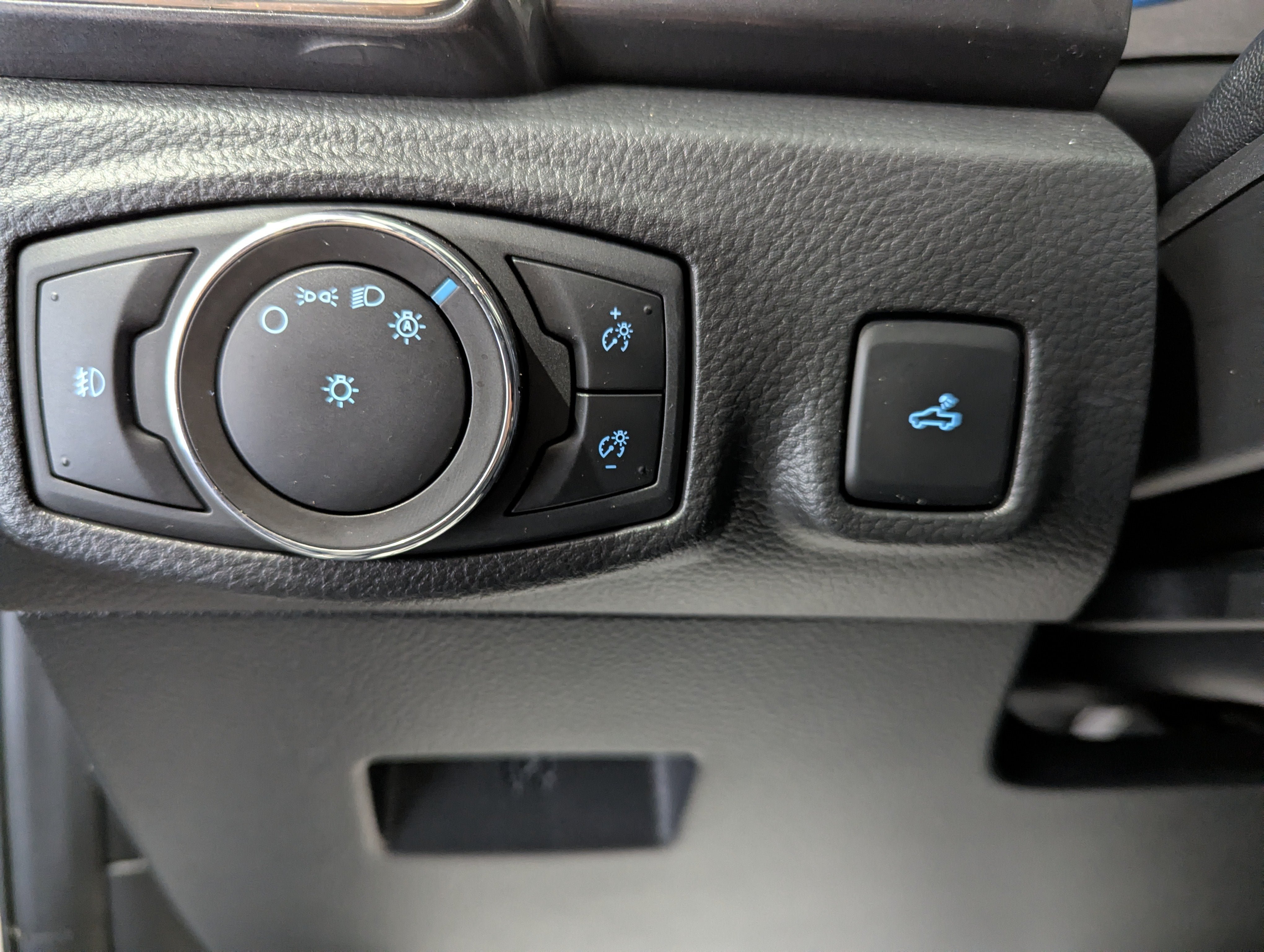 Used 2020 Ford Ranger Lariat w/ FX4 Off-Road Package AWD/4WD image 19