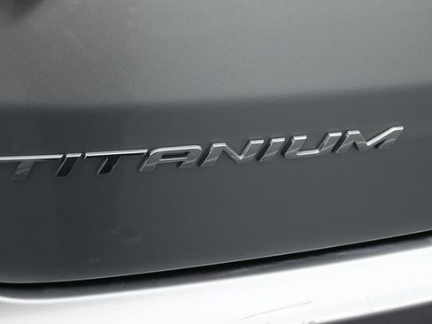 Used 2024 Ford Edge Titanium AWD/4WD image 29